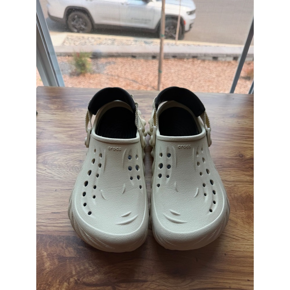 Crocs Echo Clog Tumbleweed Beige Sporty Streetwear Shoes Mens 6 Womens 8 - Picture 2 of 9